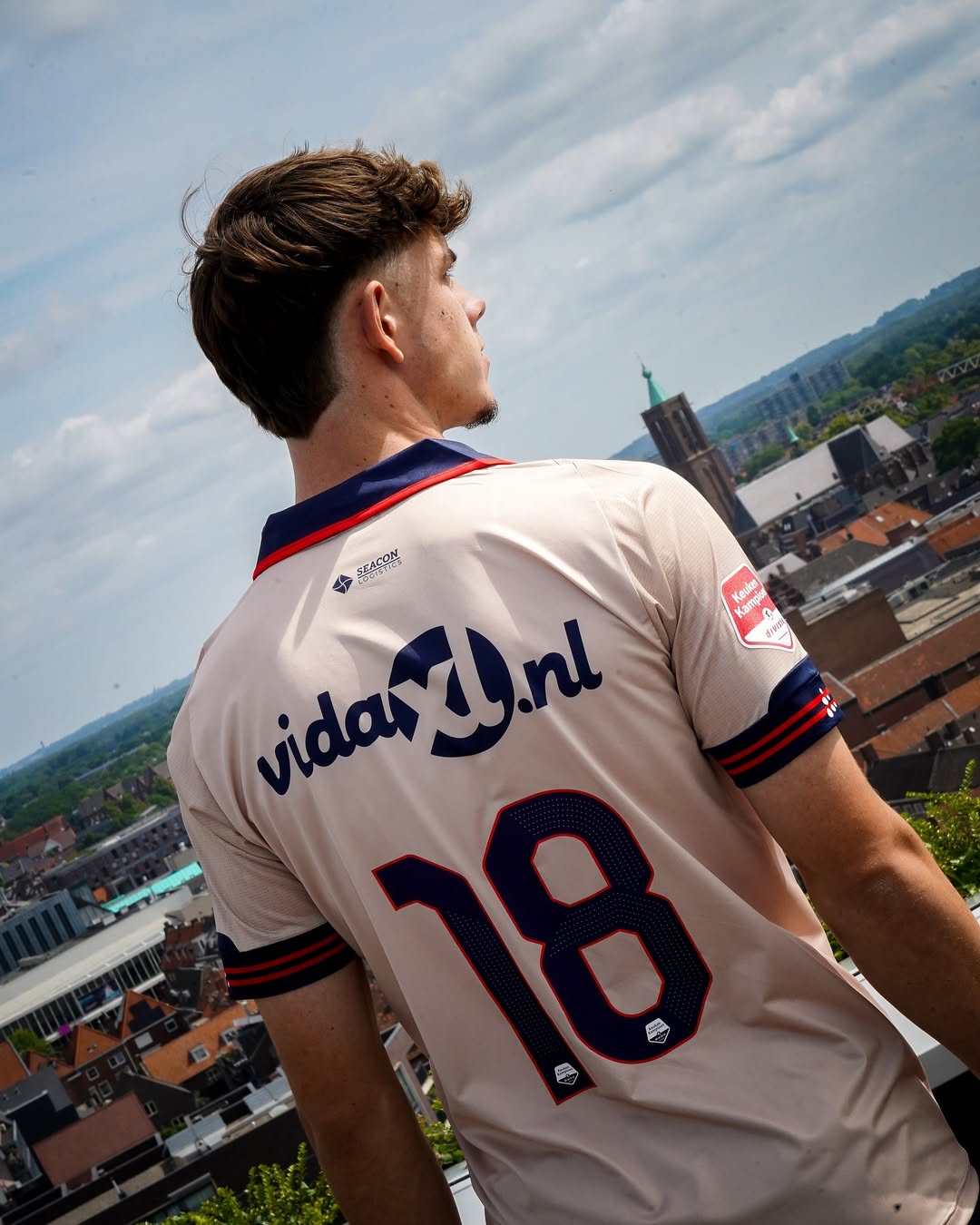 Dit zijn de VVV Venlo voetbalshirts 2025-2026