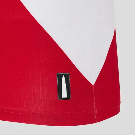 FC Utrecht thuisshirt 2024-2025 bevat diagonaal met een verhaal