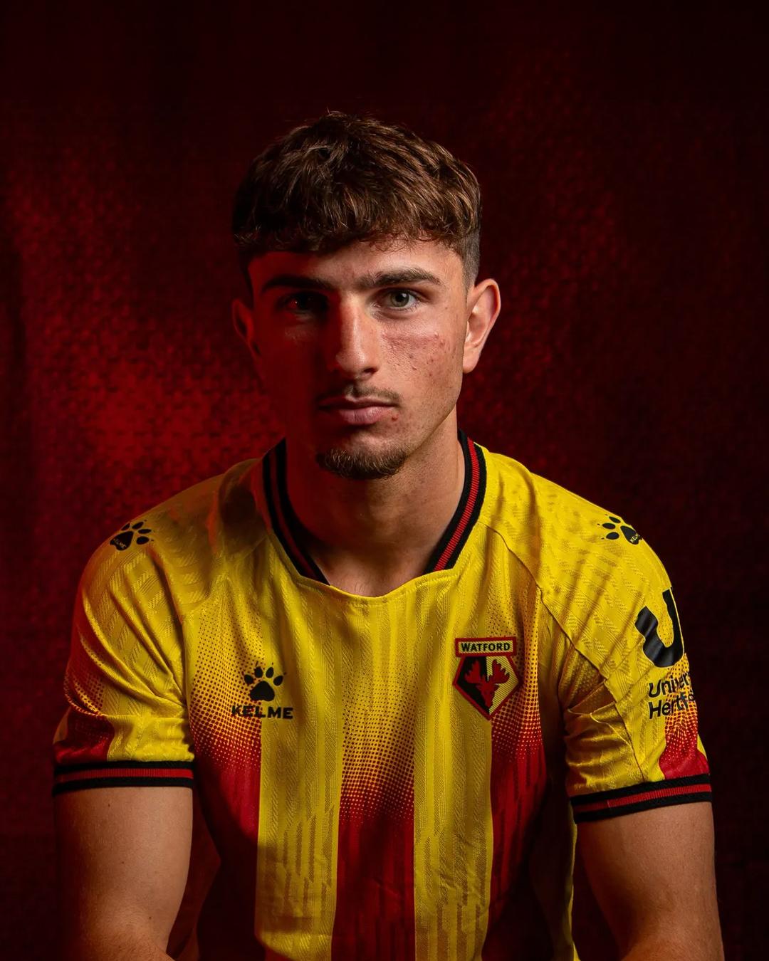 Watford voetbalshirts 2025-2026: Ode aan fans én duurzaamheid