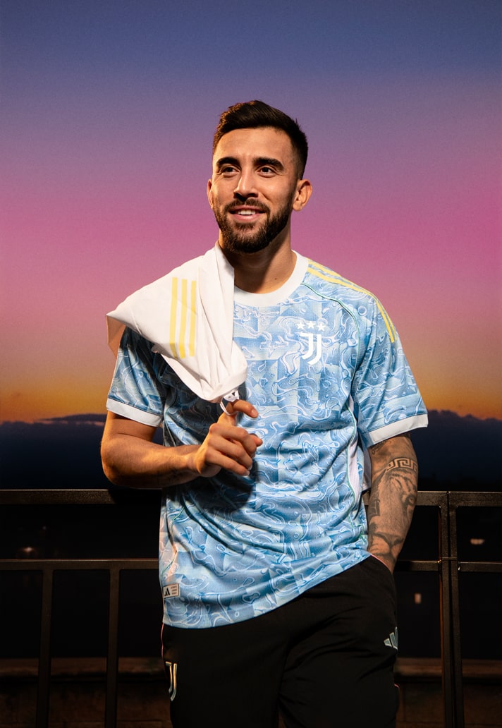Juventus uitshirt 2025-2026 in stijl Italiaanse kust!
