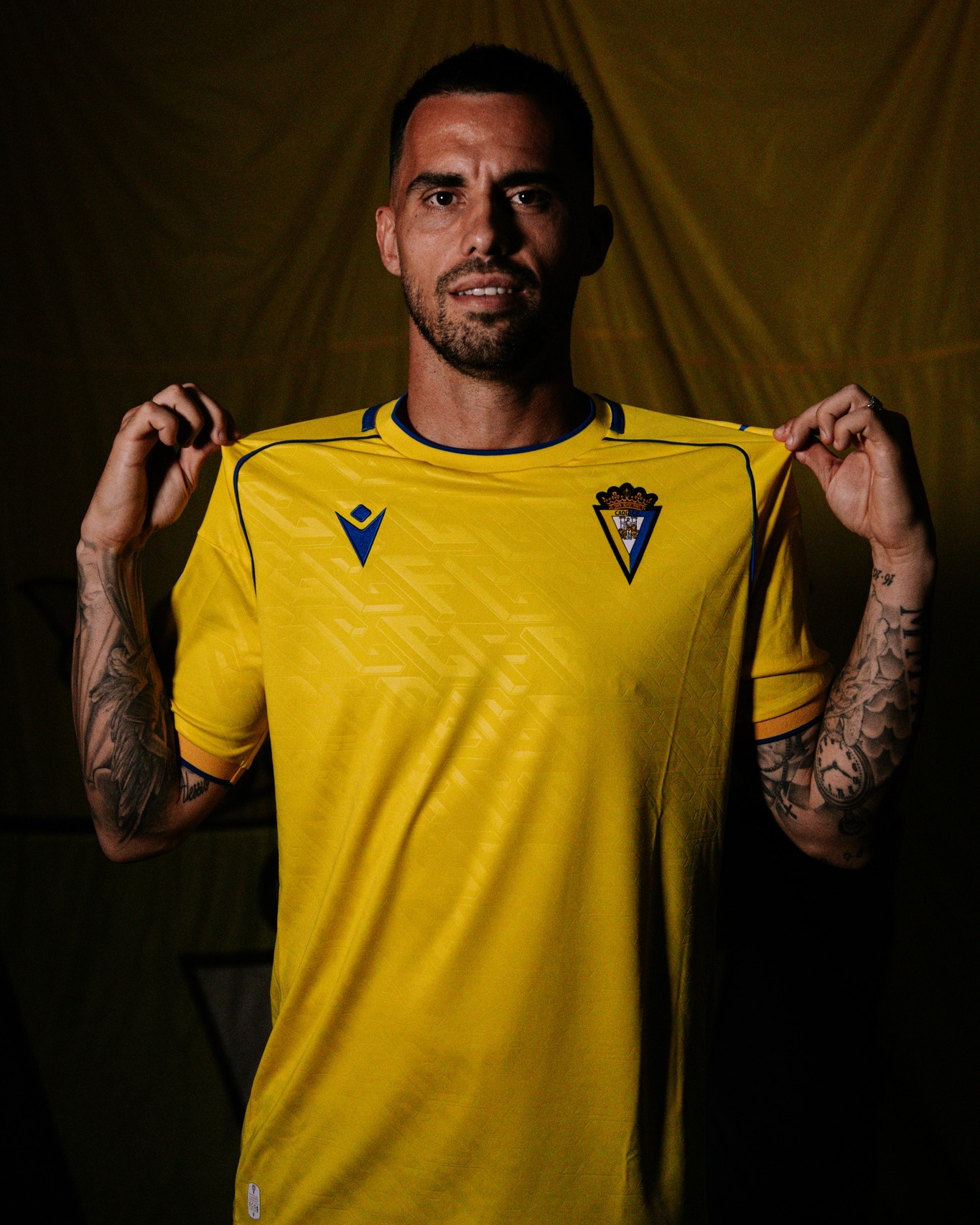 Cádiz CF voetbalshirts 2025-2026 ode aan Feniciërs