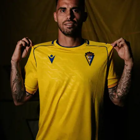 Cádiz CF voetbalshirts 2025-2026 ode aan Feniciërs