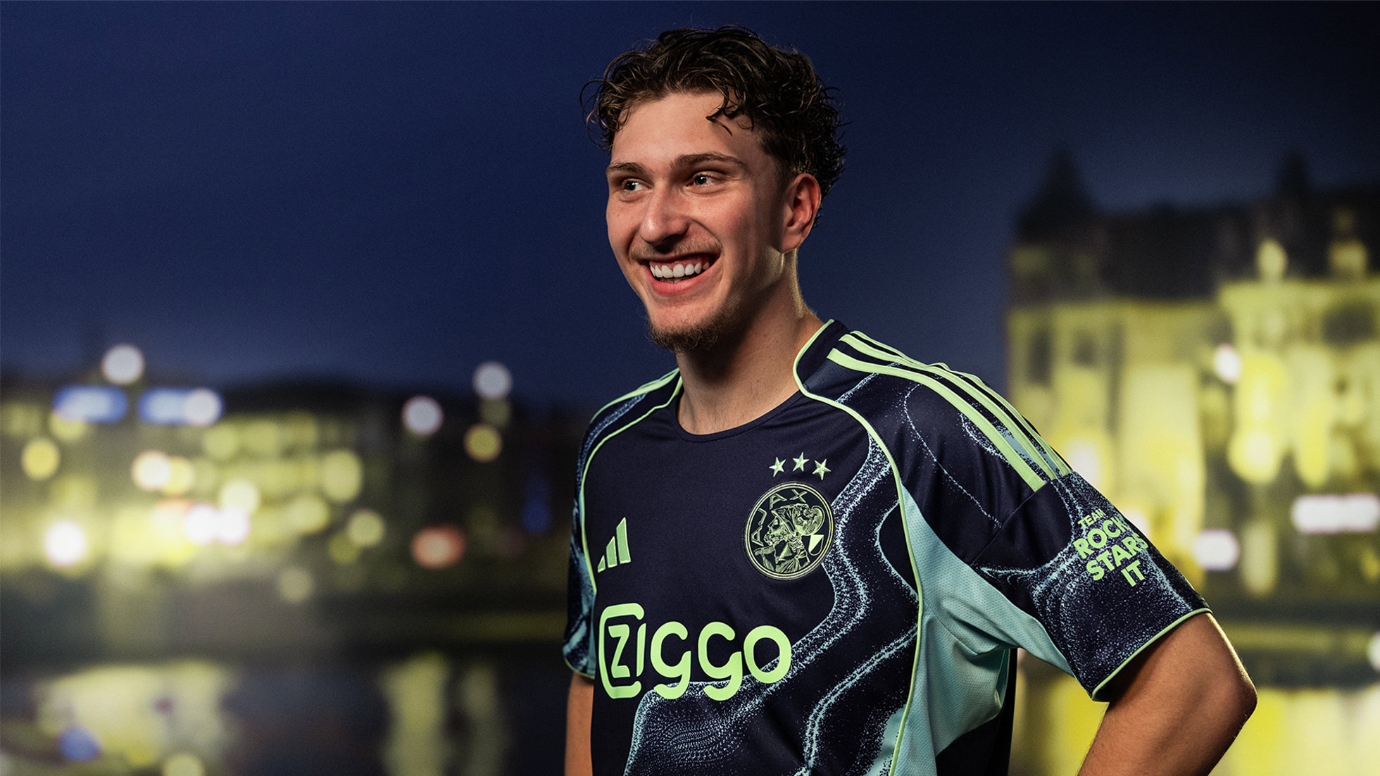 Ajax Uitshirt 2025 2026 L