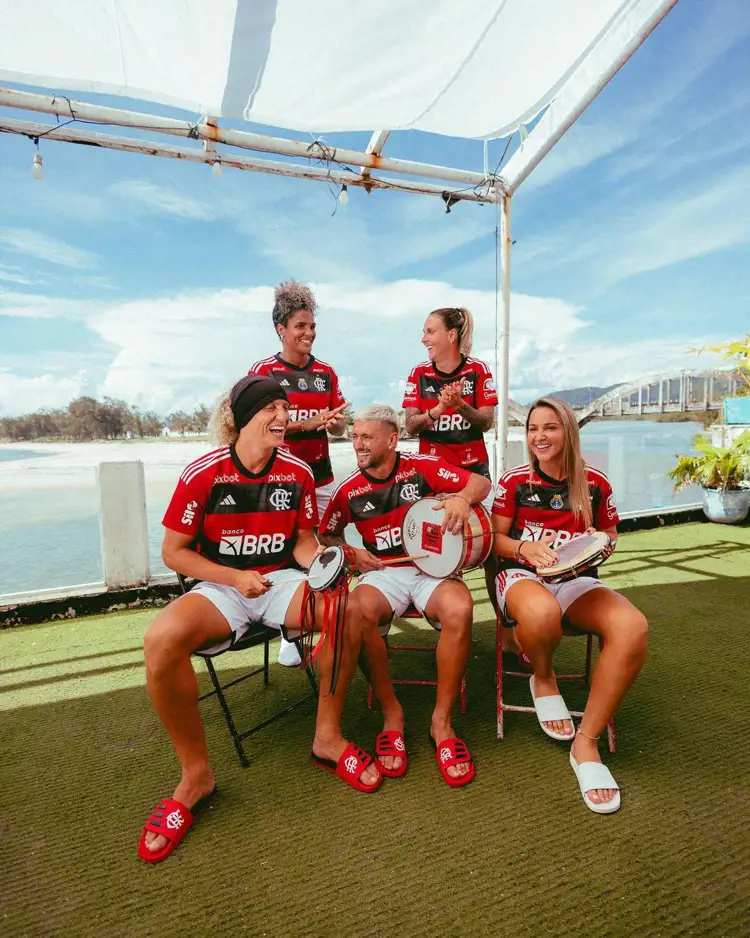 CR Flamengo voetbalshirts 2023-2024