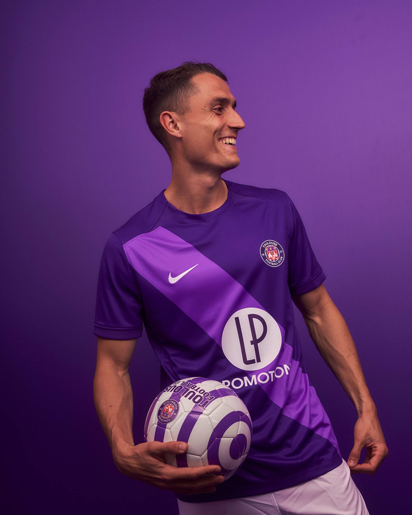 Toulouse FC 3e shirt eyecatcher van voetbalshirts 2024-2025