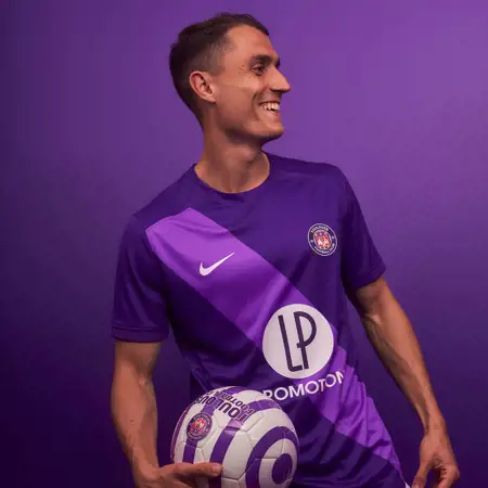Toulouse FC 3e shirt eyecatcher van voetbalshirts 2024-2025