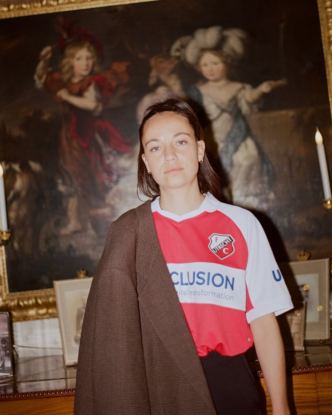 FC Utrecht lanceert retro voetbalshirt geïnspireerd door voetbalshirt jaren 80