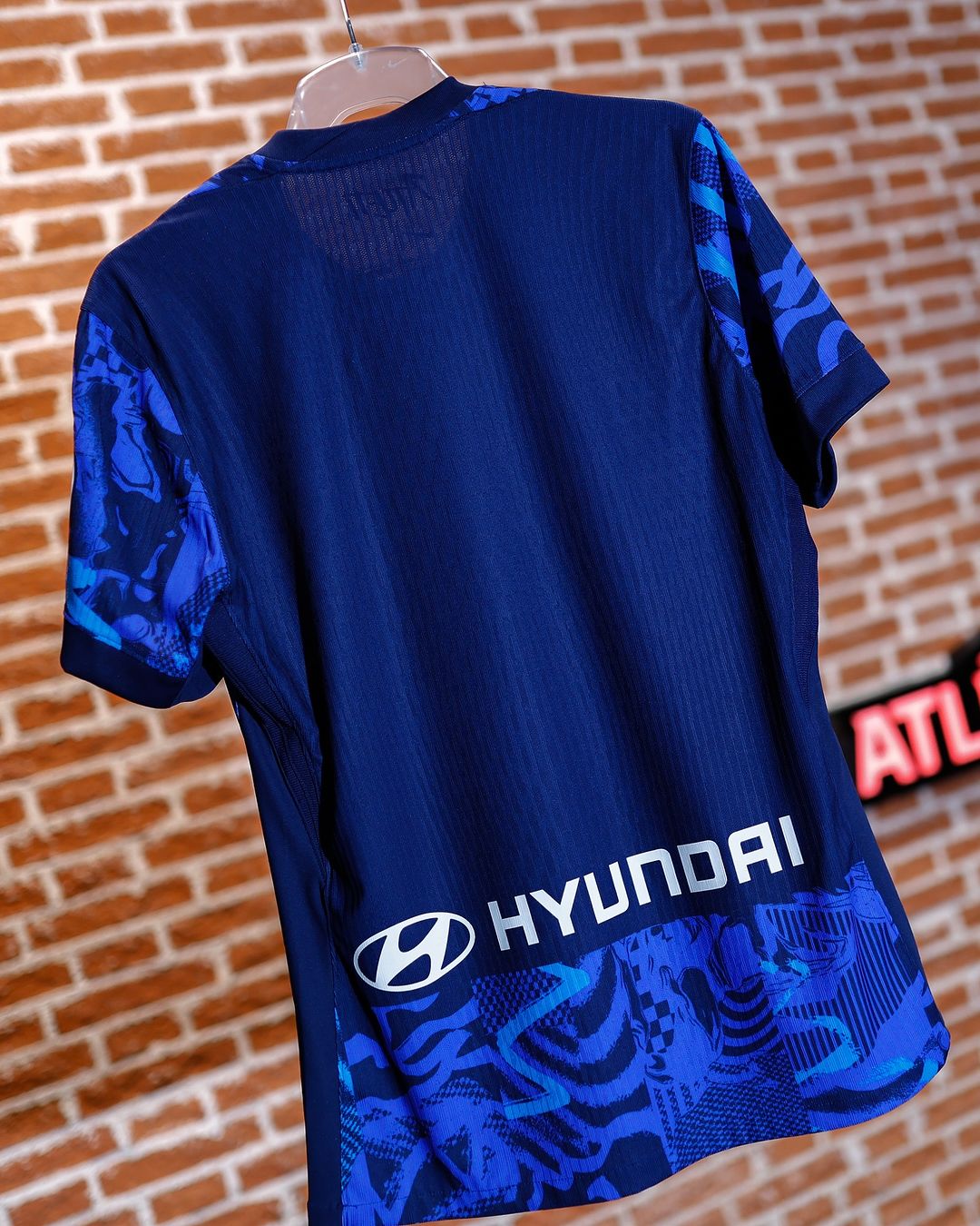 Atlético Madrid 3e shirt 2024-2025 bevat dynamische lijnen! 