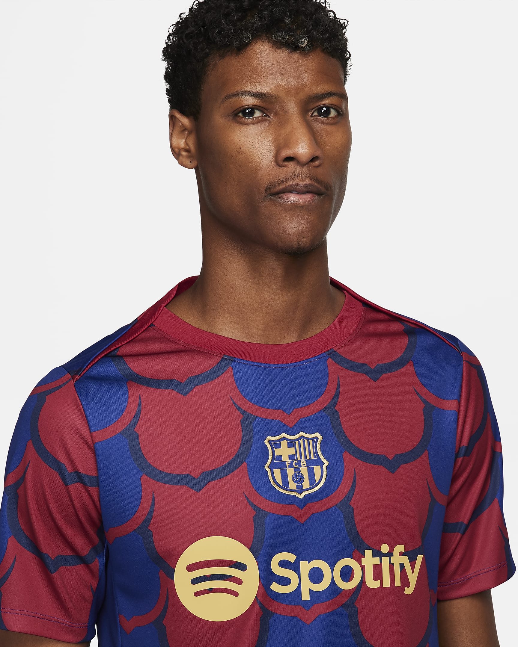 Dit zijn de nieuwe FC Barcelona trainingsshirts 2024