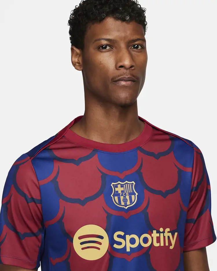 Dit zijn de nieuwe FC Barcelona trainingsshirts 2024