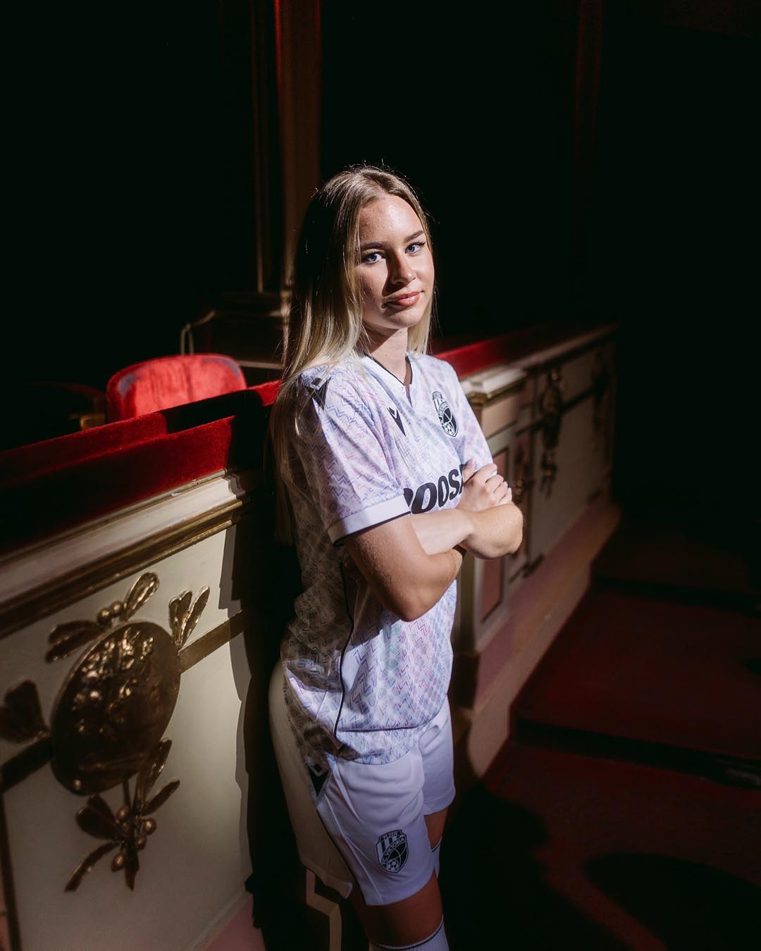 Dit zijn de Viktoria Plzeň  voetbalshirts 2025-2026