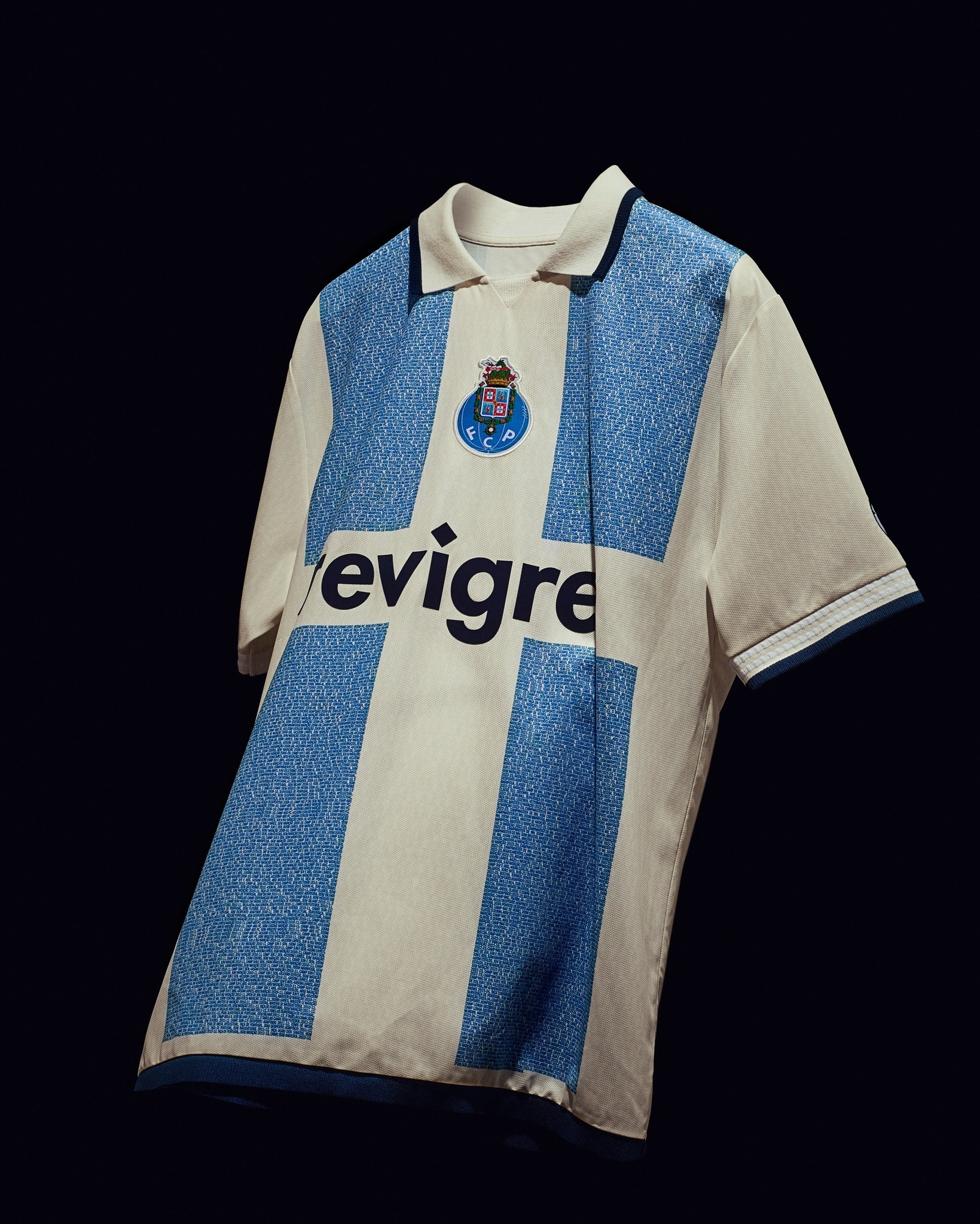 FC Porto presenteert President of Presidents shirt met 2.594 titels