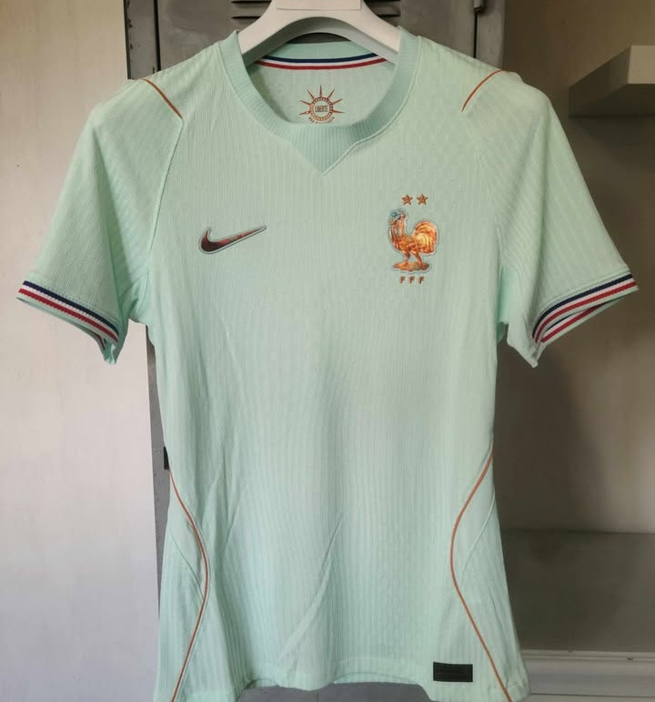 Frankrijk uitshirt WK 2026 uigelekt