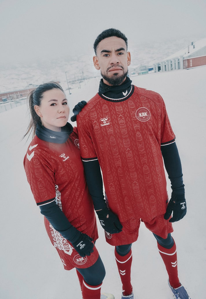 Dit zijn de fascinerende Groenland voetbalshirts 2025-2026 van Hummel