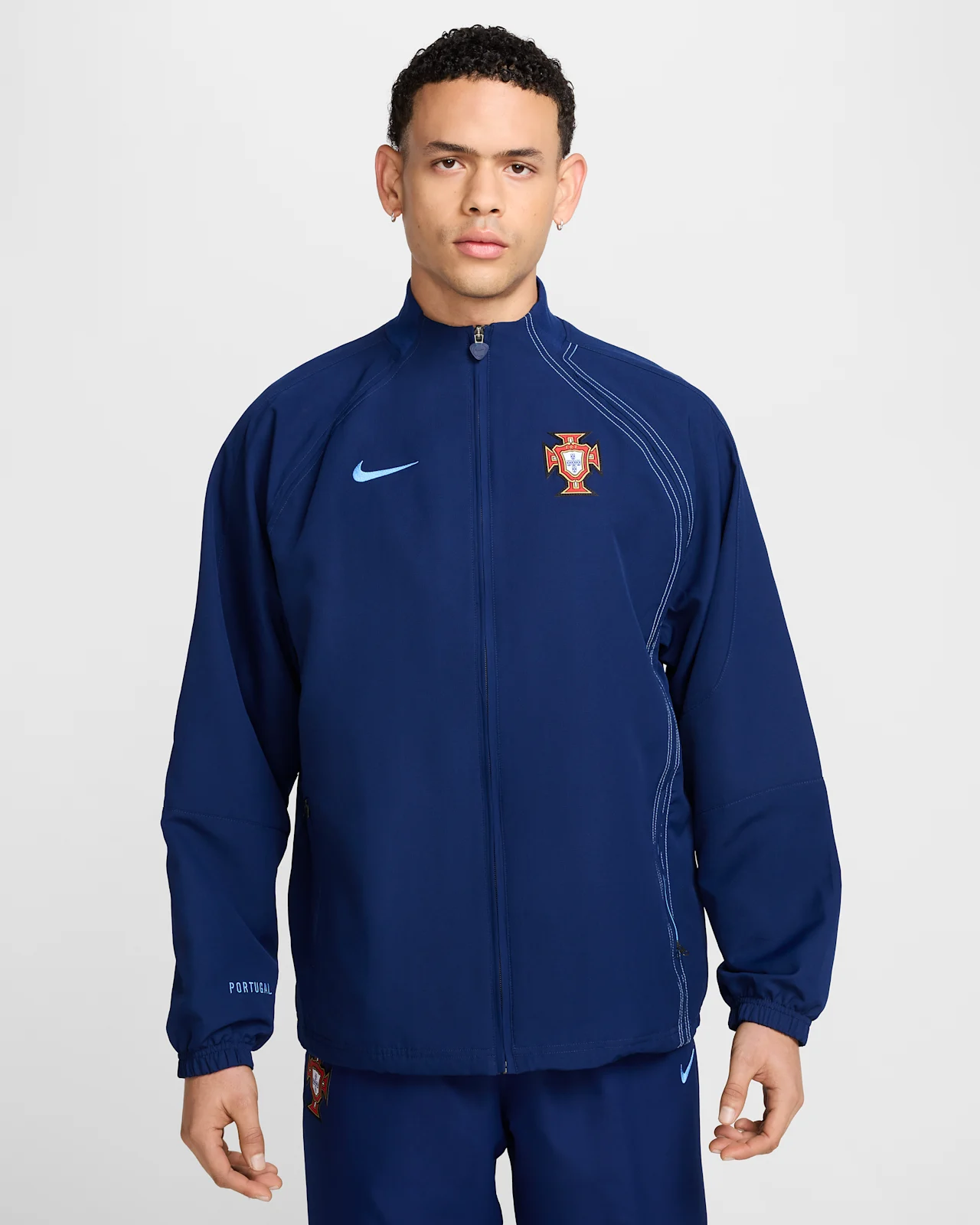 Nike lanceert re-issue Portugal voetbalshirt 2004