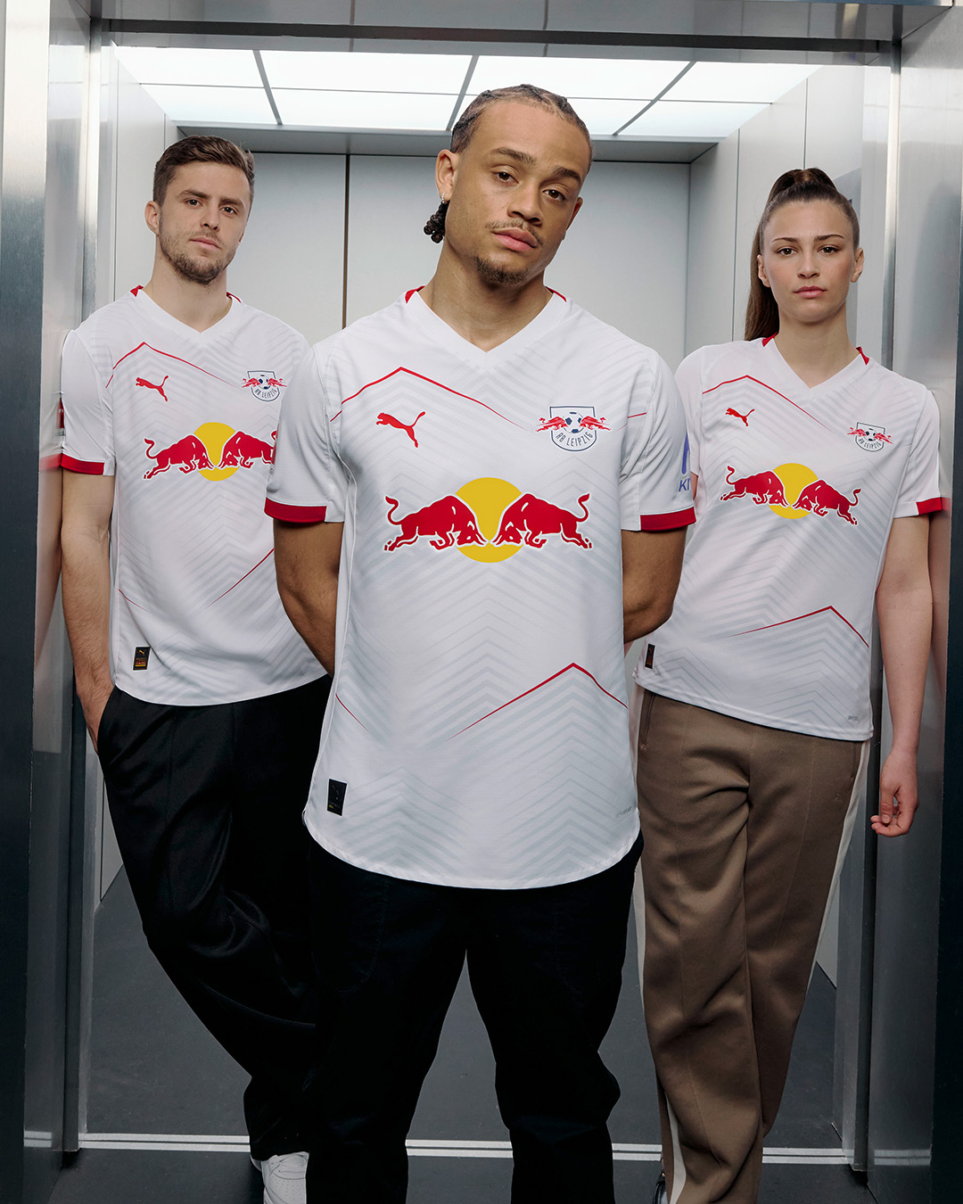 RB Leipzig voetbalshirts 2025-2026 geïnspireerd door opkomst club en LED strepen!