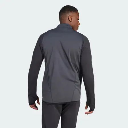 Dit is het grijze Real Madrid Champions League trainingspak 2023-2024