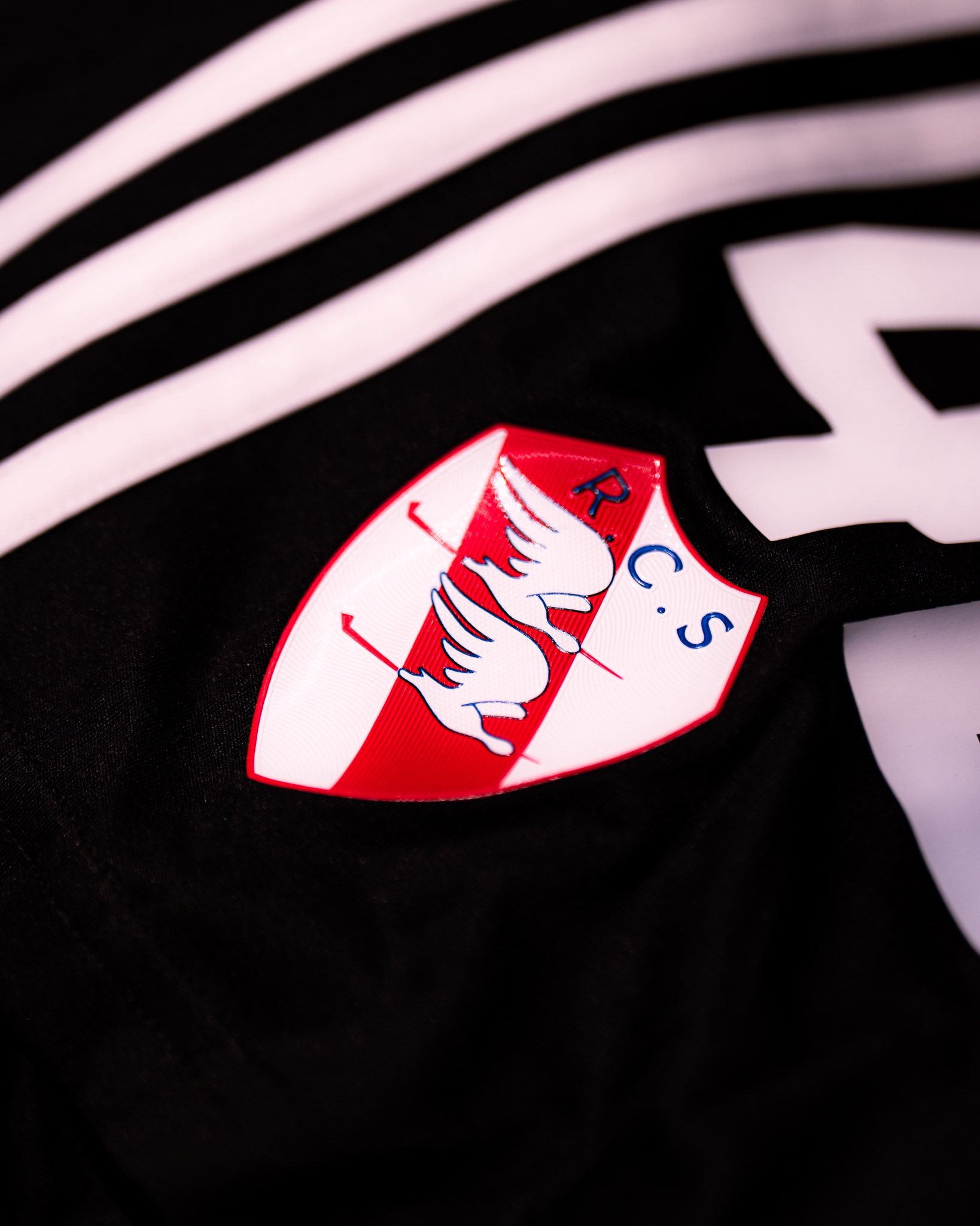 RC Strasbourg voetbalshirts 2025-2026 ode aan kathedraal, retro shirt en ooievaar!