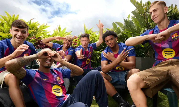 FC Barcelona thuisshirt 2025-2026 bevat flitsende Blaugrana banen!
