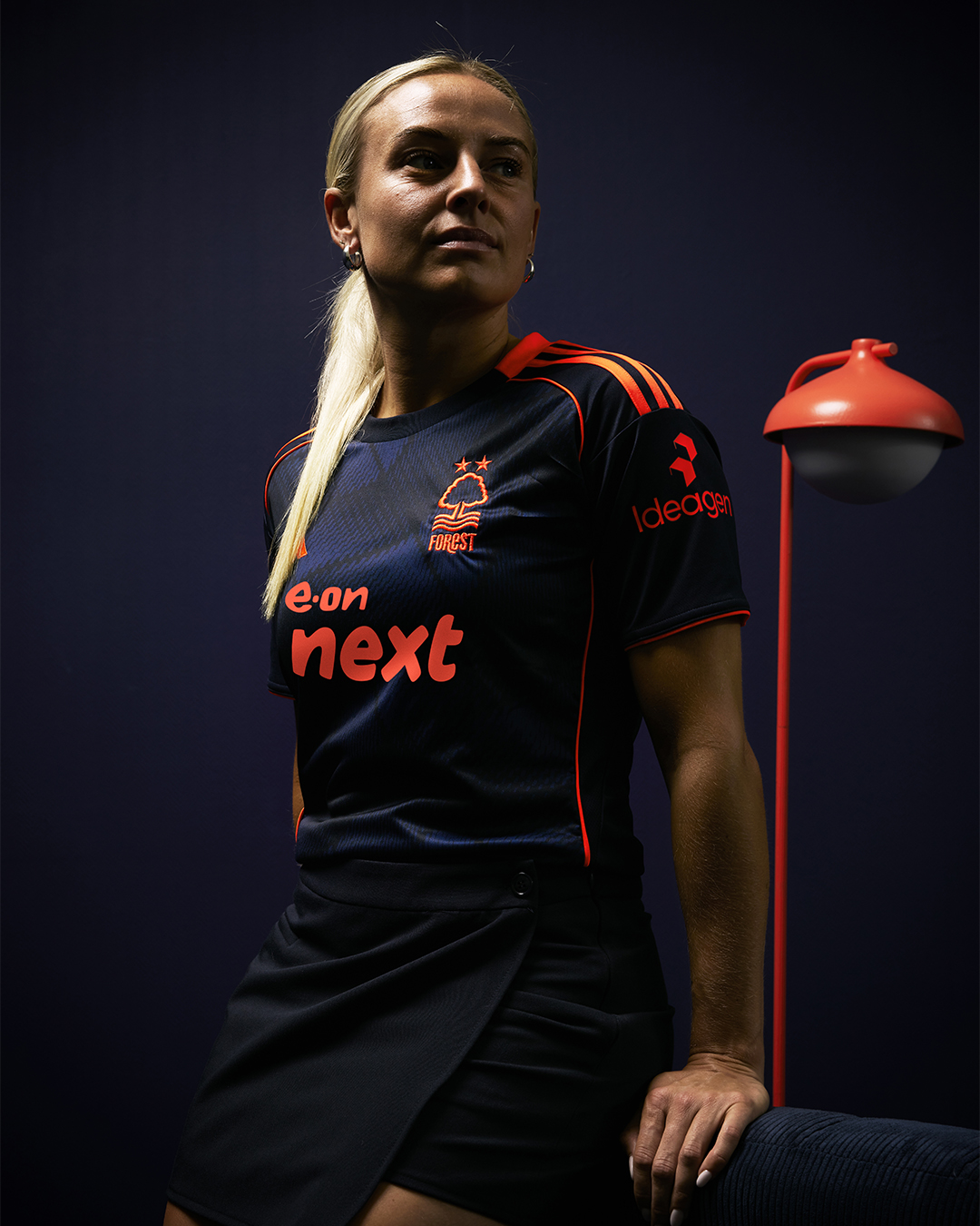 Dit zijn de Nottingham Forest voetbalshirts 2025-2026