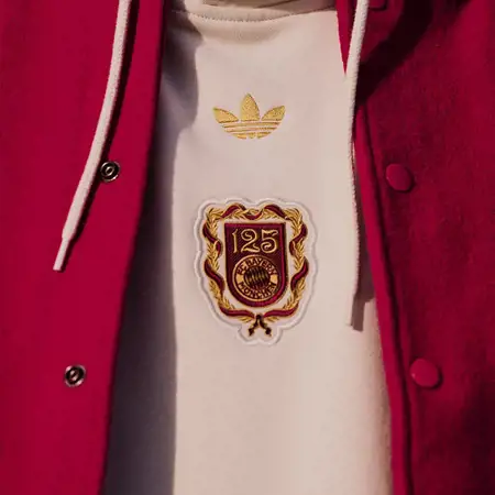 Bayern München voetbalshirt 125 jarig bestaan geïnspireerd door historie!