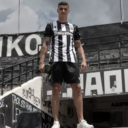 Dit zijn de PAOK Saloniki voetbalshirts 2024-2025