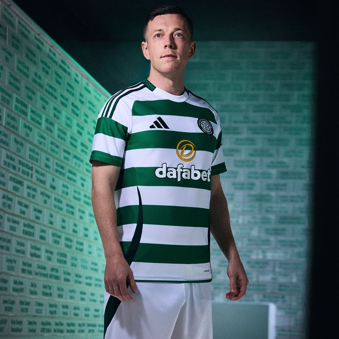 Celtic thuisshirt 2024-2025 bevat Keltisch detail