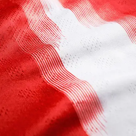 Bayern München thuisshirt 2025-2026 ode aan de stad!