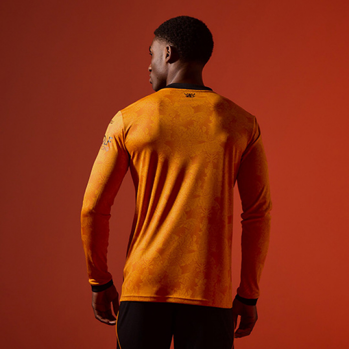 Wolverhampton Wanderers voetbalshirts 2026-2027 ode aan 125 jarig bestaan