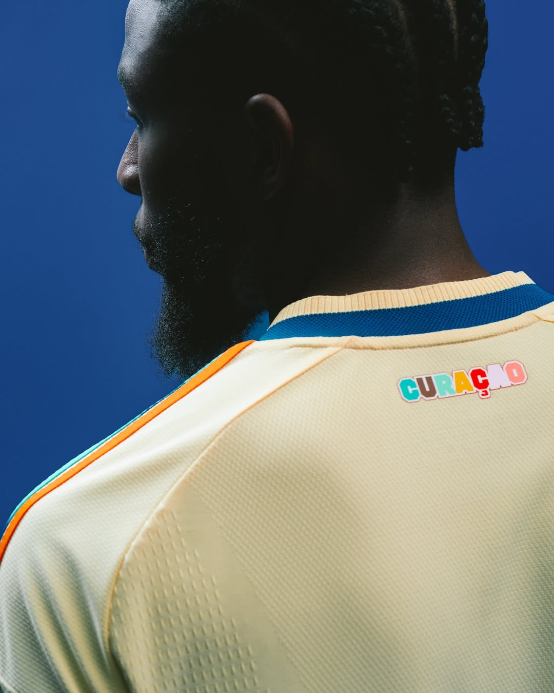 Curaçao WK 2026 uitshirt geïnspireerd door kleurrijke huizen