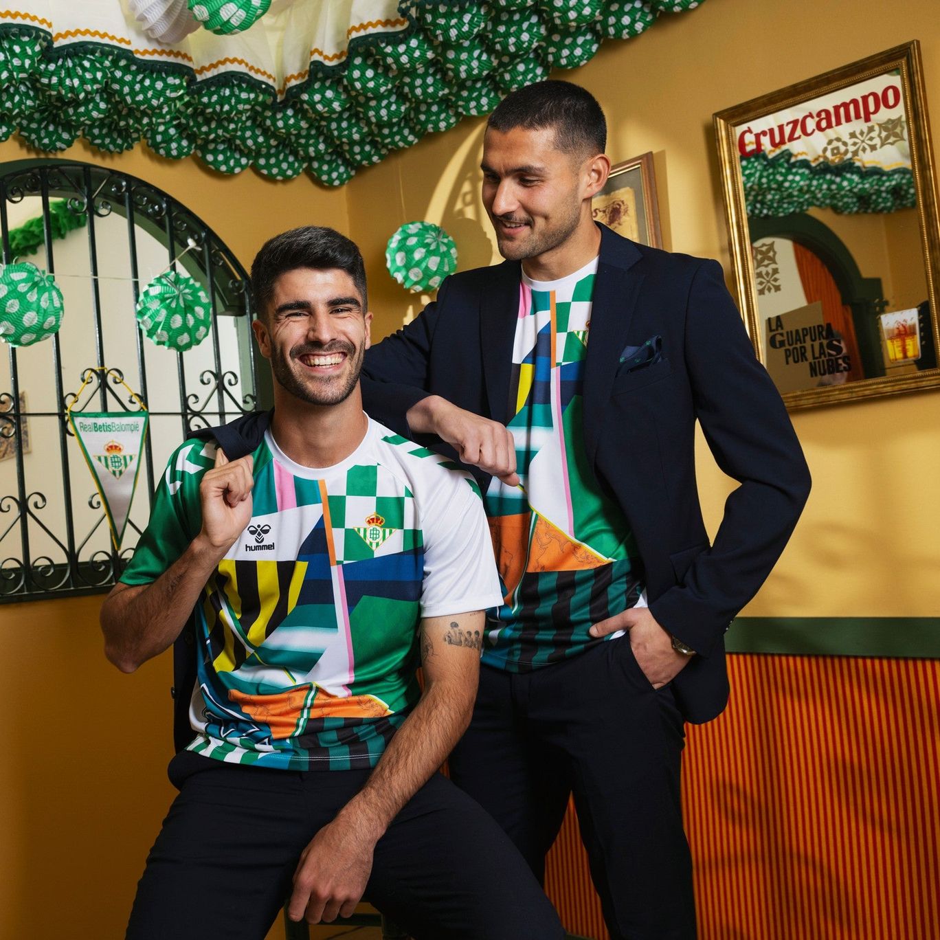 Real Betis warming-up shirt in stijl Fiestas De Primavera