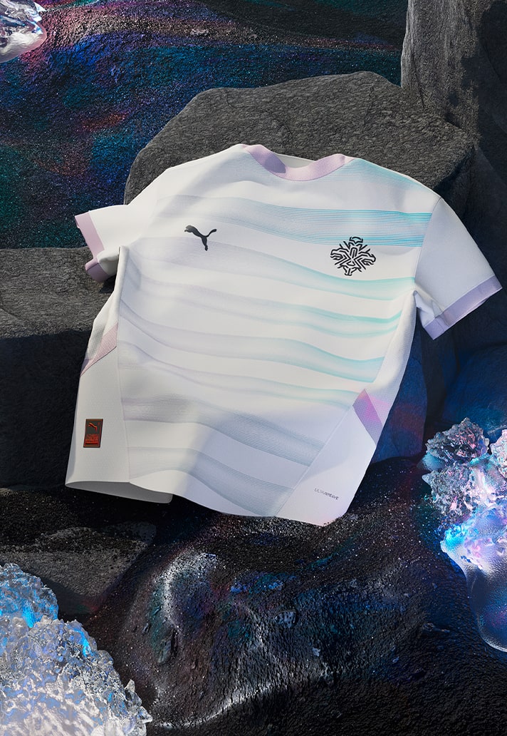 Dit zijn de Ijsland EK 2025 vrouwen voetbalshirts