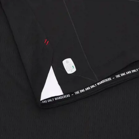 Bolton Wanderers voetbalshirts 2023-2024