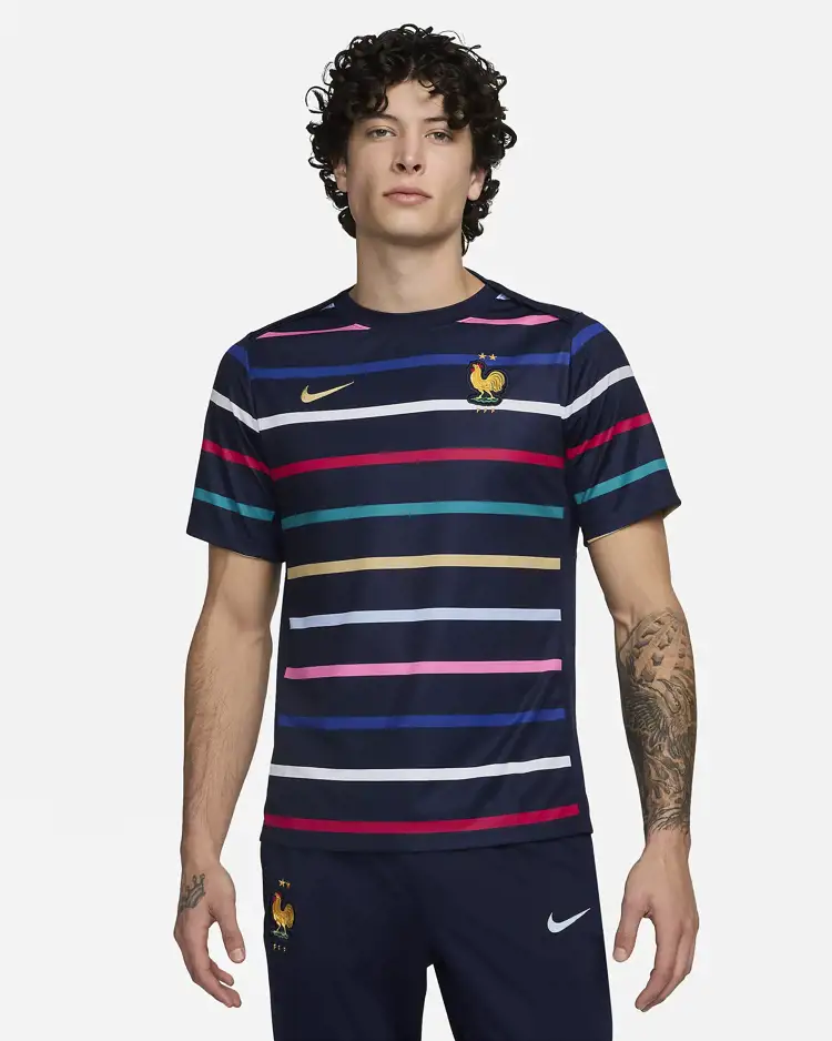 Frankrijk warming-up shirt 2024-2025 in kleuren regenboog! 