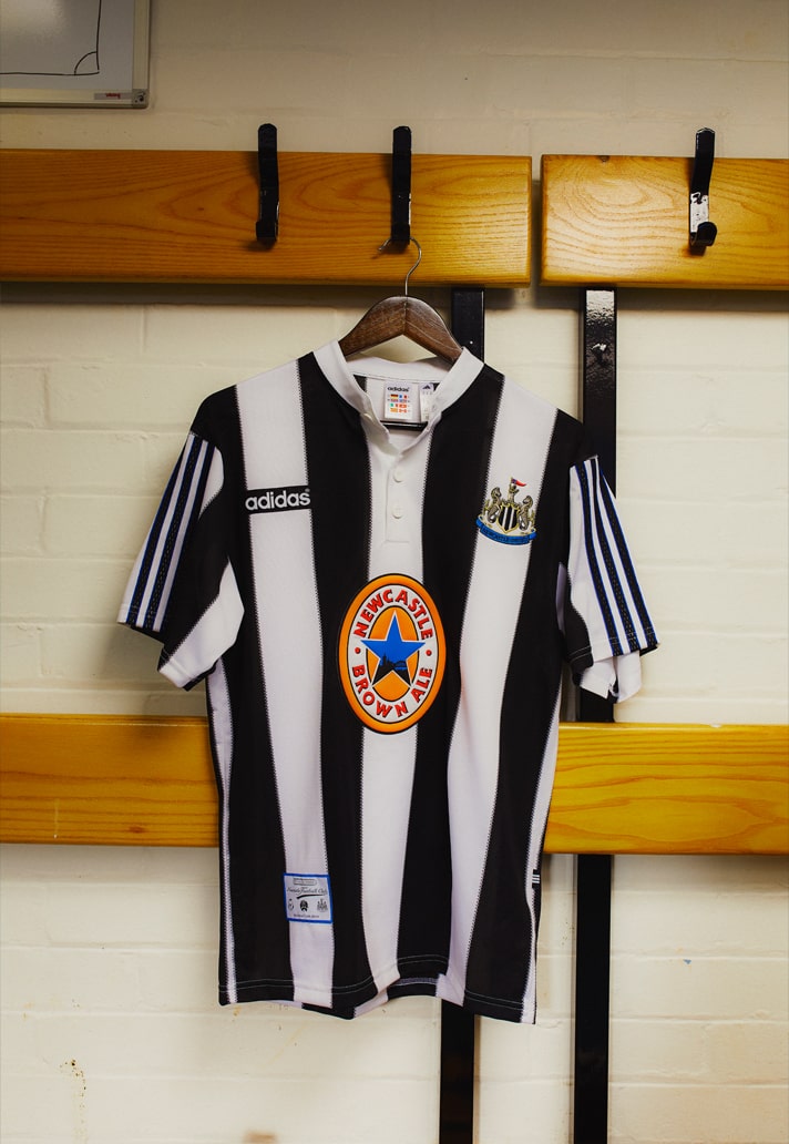 adidas lanceert Newcastle United thuisshirt 1995-1997 opnieuw