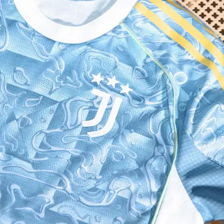 Juventus uitshirt 2025-2026 in stijl Italiaanse kust!