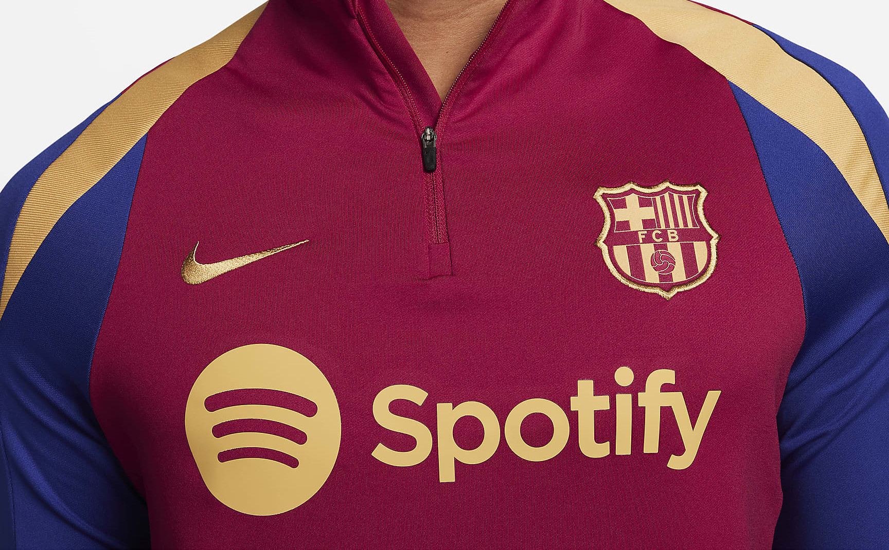 Dit trainingspak draagt FC Barcelona in 2024! 