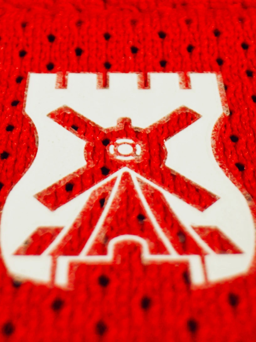 AZ Alkmaar voetbalshirts 2025-2026 geïnspireerd door Zaanstreek en stadion