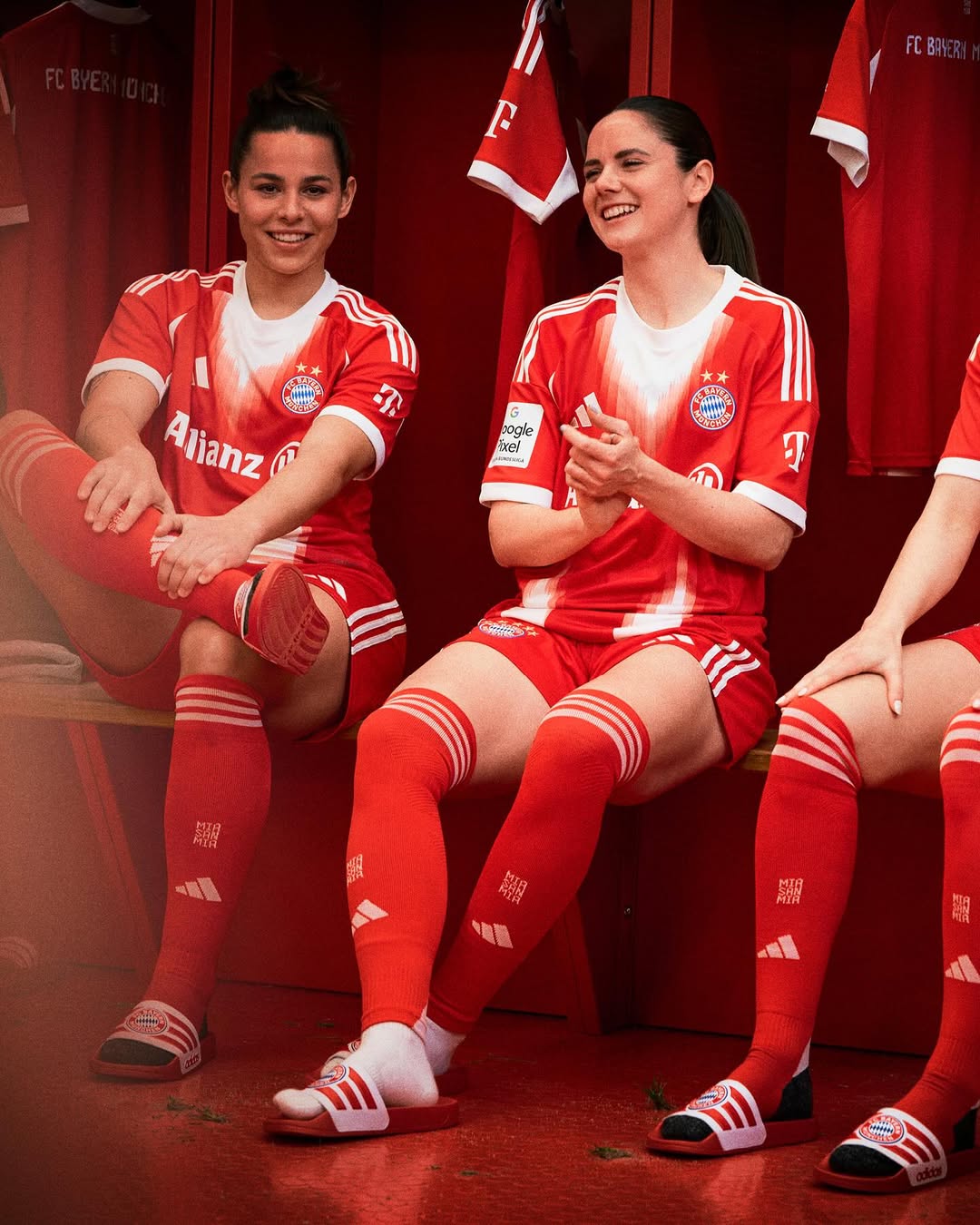 Bayern München thuisshirt 2025-2026 ode aan de stad!