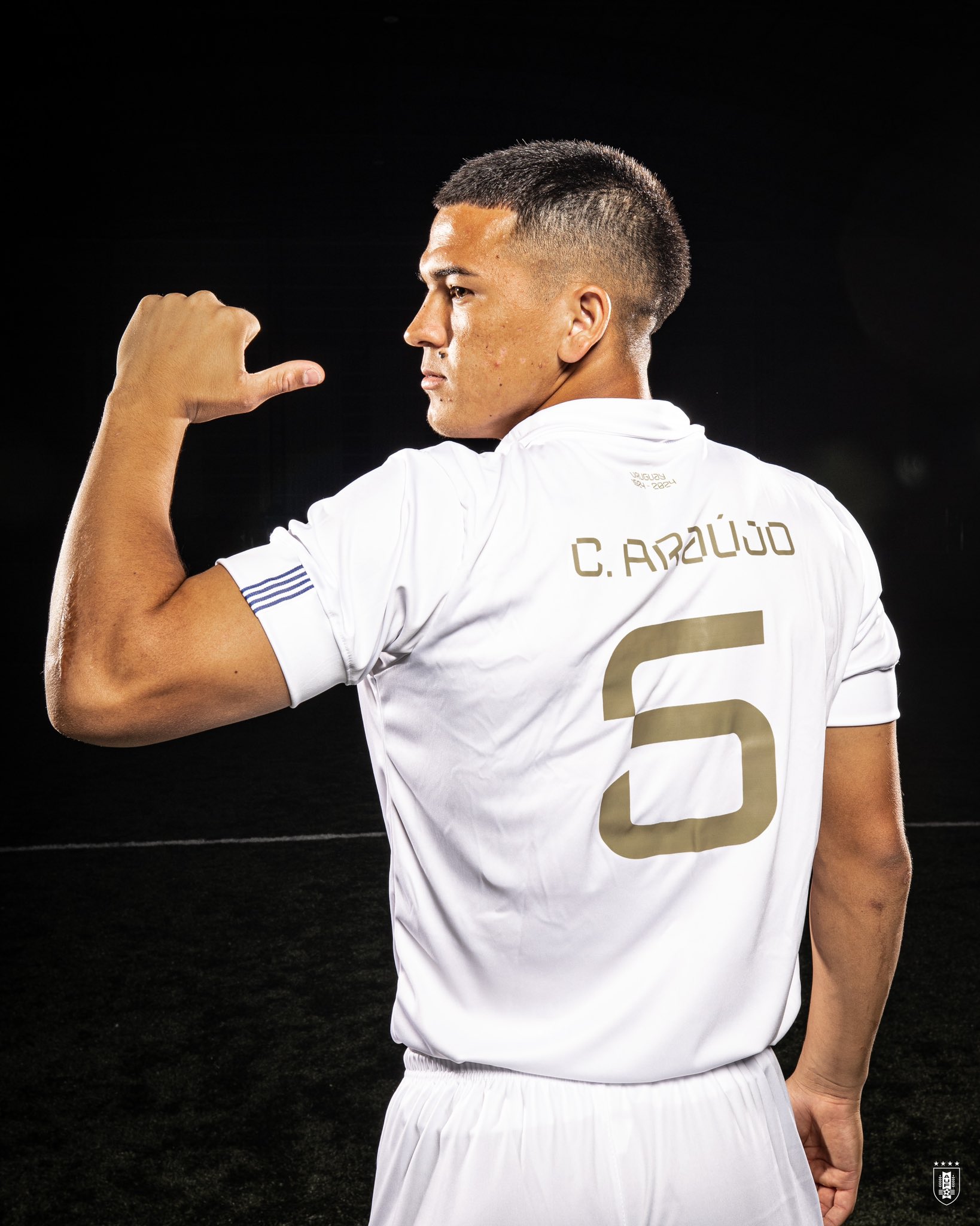 Uruguay lanceert voetbalshirts ter ere van winnen Olympische Spelen 1924