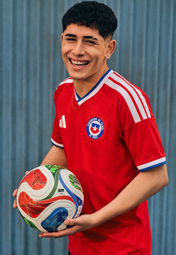 Chili thuisshirt 2026-2027 geïnspireerd door vogel! 