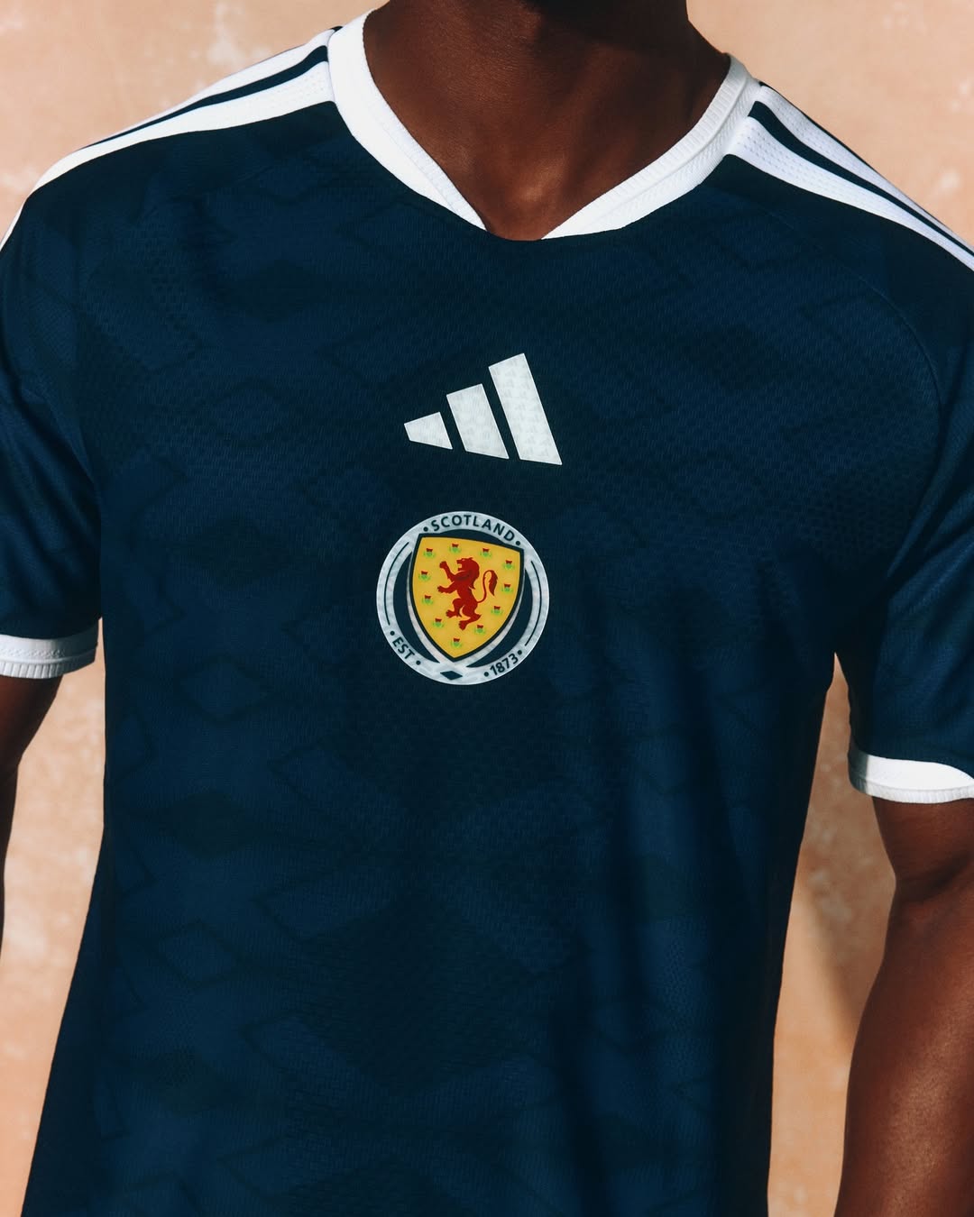 Schotland thuisshirt 2026-2027 in stijl Schotse vlag