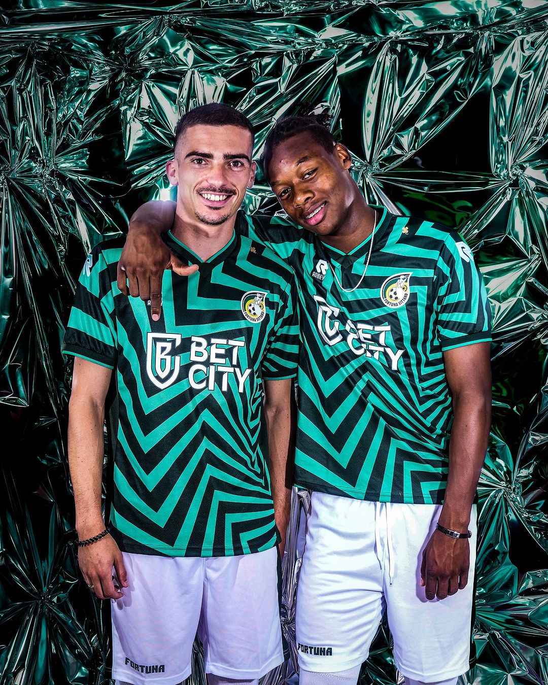 Fortuna Sittard voetbalshirts 2023-2024