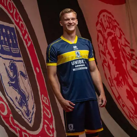 Middlesbrough voetbalshirts 2023-2024