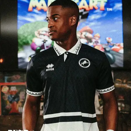Millwall voetbalshirts 2024-2025 geïnspireerd door laatste shirts in The Old Den