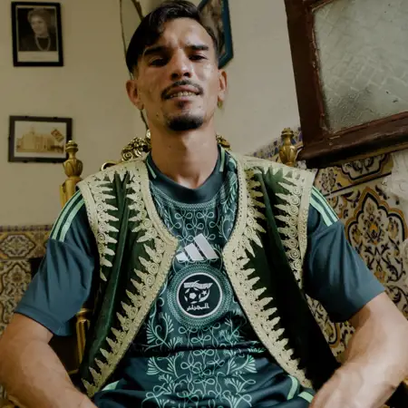 Algerije voetbalshirts 2024-2025 geïnspireerd door karakou