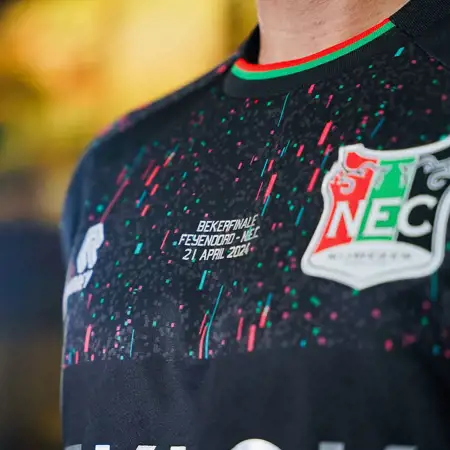 Dit is het N.E.C. Nijmegen bekerfinale voetbalshirt 2024