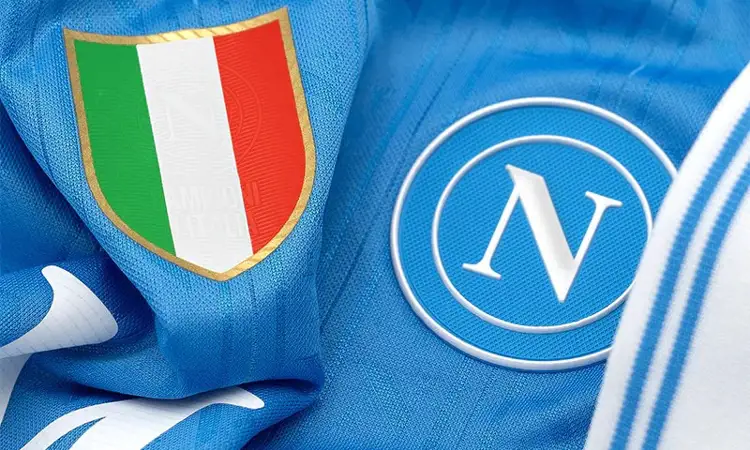 Dit zijn de SSC Napoli Champions League voetbalshirts 2025-2026
