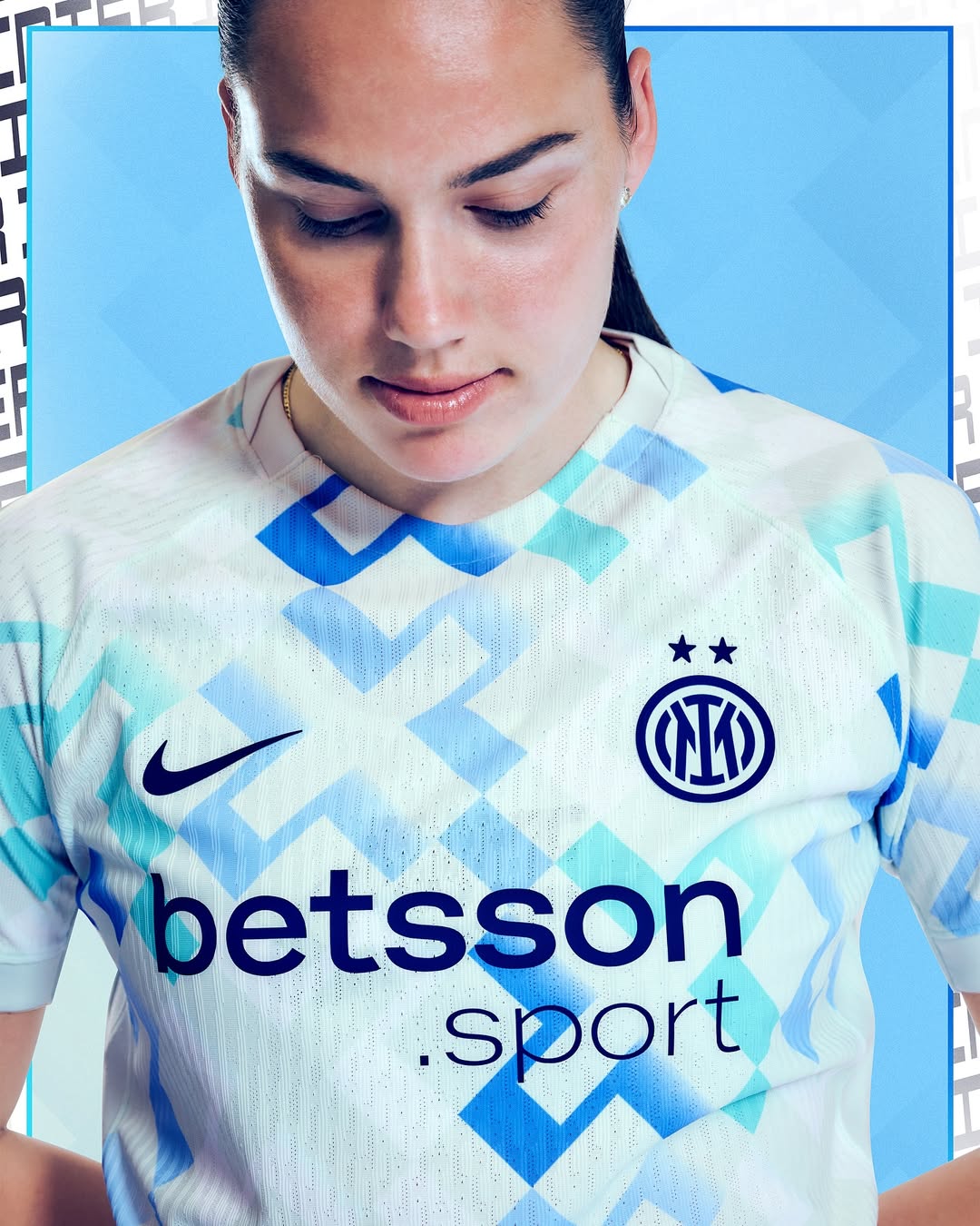 Inter Milan uitshirt 2025-2026 geïnspireerd door kernwaarden en mode!