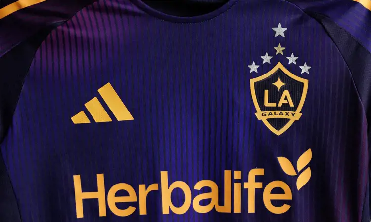 LA Galaxy uitshirt 2025-2026 vangt de schoonheid van zonsopgang in LA